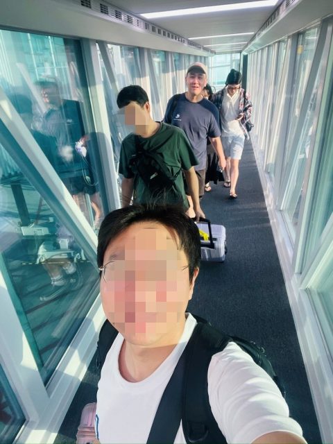 뭔가 즐거운 아저씨 3명