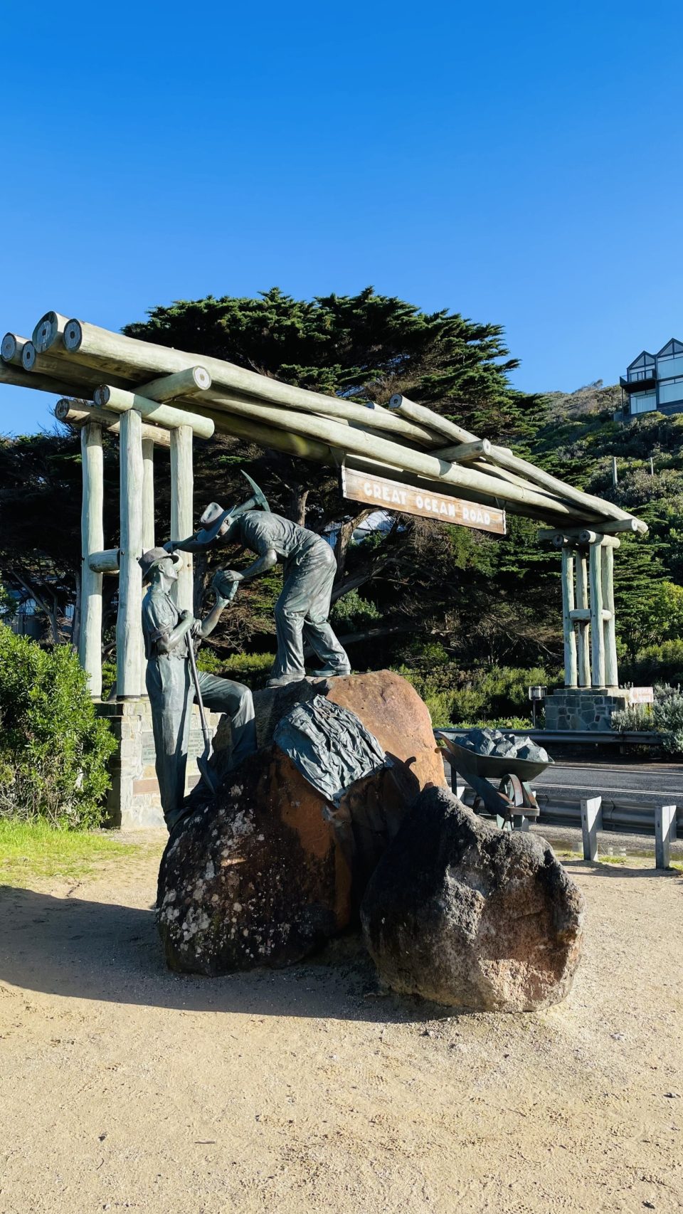 기념상