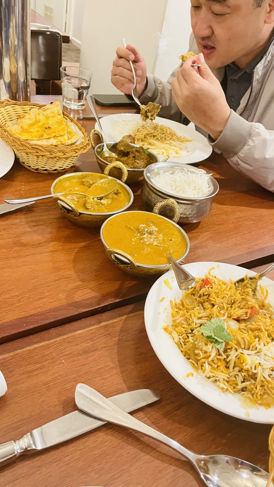 제법 많이 시킨 커리